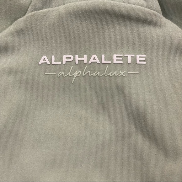 Alphalete Alphalux High Neck Mint Green Sports Bra Size Small - Picture 3 of 9